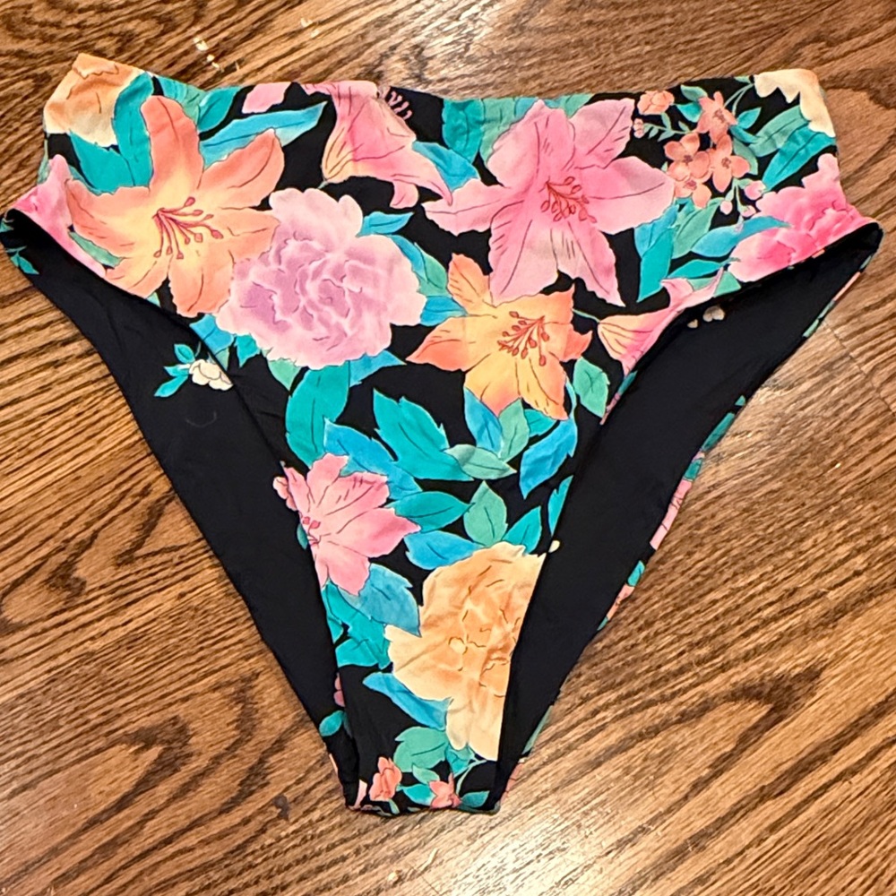 Billabong bikini bottoms